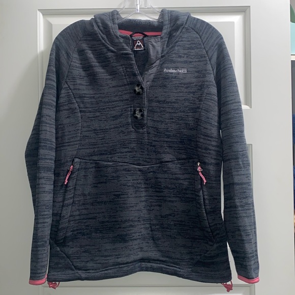 Avalanche Tops - Avalanche hooded sweatshirt